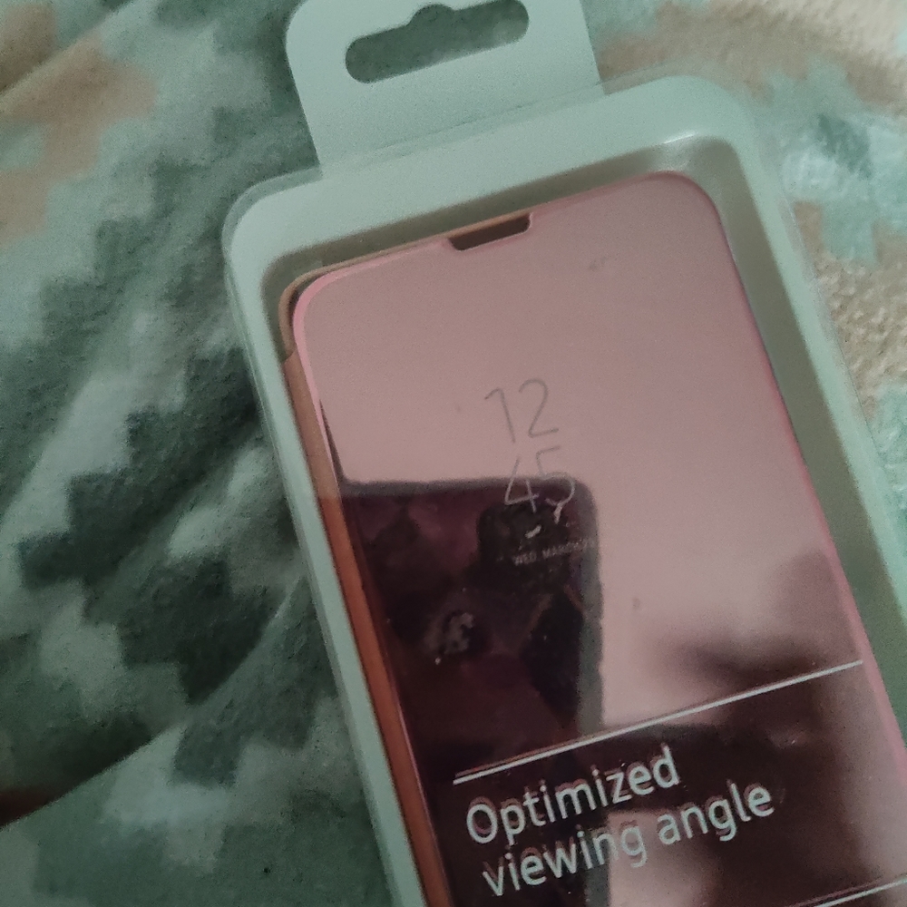 Phone case - Picture 2 of 4